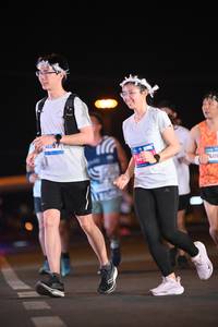 BIB: 
                            <button type="button" onclick="openModal(24419219)" class="btn btn-primary btn-sm float-right btn-popup" data-toggle="modal" data-target=".modal-high-quality">
                        <i class="fas fa-shopping-cart"></i> Add to Cart
                    </button>
                                            <button type="button" onclick="isThisMe(24419219, true)" class="btn btn-success btn-sm float-right btn-popup btn-isme hidden" data-toggle="tooltip" data-placement="bottom" title="นี่คือรูปของคุณใช่ไหม คลิกที่นี่เพื่อเอาเข้าอัลบั้ม">
                        <i class="fas fa-plus"></i> Add to album
                    </button>
                    <button type="button" onclick="isThisMe(24419219, false)" class="btn btn-warning btn-sm float-right btn-popup btn-isnotme hidden">
                        <i class="fas fa-ban"></i> Remove from album
                    </button>